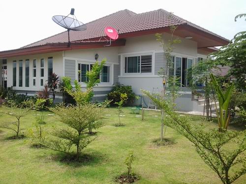 บ้านริมสระน้ำในเมือง เชียงราย